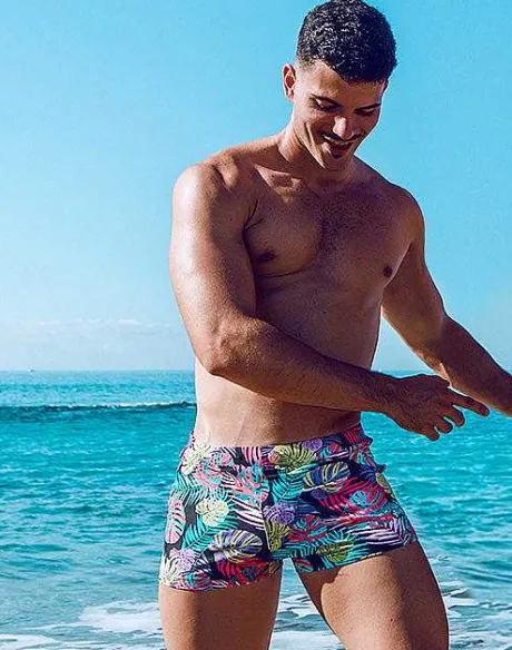 Best Sale V60 Bondi Print Swim Trunks-Monstera Black Sustainable Beachwear
