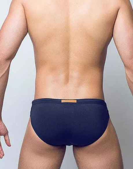 Store V10 Core (Series 2) Swimwear-Black Swimwear