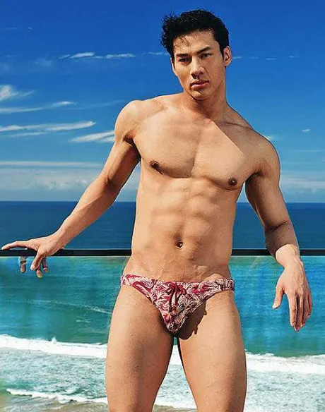 Cheap V20 Signature Swim-Hawaiian Night Swimwear